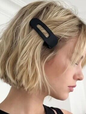 3 FOR $15  💕 Strong Hold Claw Clip Fashionable Hair Accessories